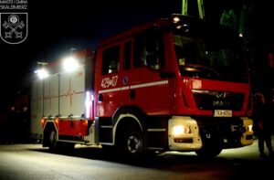 Nowy samochód ratowniczo-gaśniczy otrzymała Ochotnicza Straż Pożarna w Skalbmierzu / UMiG Saklbmierz