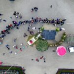 17.12.2019. Końskie. Radio Kielce rozdawało choinki dla słuchaczy / Jarosław Kubalski / Radio Kielce