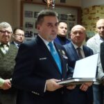 22.12.2019 Ostrowiec Świętokrzyski. Spotkanie opłatkowe PiS. Dariusz Stępień ze Stowarzyszenia Kombatantów Misji Pokojowych ONZ, koło w Kielcach / Emilia Sitarska / Radio Kielce