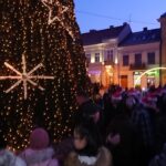 06.12.2019 Kielce. Świąteczna choinka rozbłysła na Rynku / Mateusz Kaczmarczyk / Radio Kielce