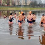 15.12.2019. Jędrzejów. Kąpiel morsów / Ewa Pociejowska-Gawęda / Radio Kielce