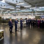 27.11.2019. Skarżysko-Kamienna. Podpisanie umowy dotyczącej dokapitalizowania MESKO / Piotr Kwaśniewski / Radio Kielce