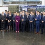 27.11.2019. Skarżysko-Kamienna. Podpisanie umowy dotyczącej dokapitalizowania MESKO / Piotr Kwaśniewski / Radio Kielce