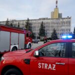 11.12.2019 Kielce. Ewakuacja Urzędu Marszałkowskiego Województwa Świętokrzyskiego / Piotr Kwaśniewski / Radio Kielce