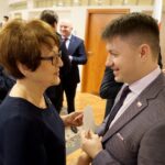 16.12.2019. Kielce. Wigilia u wojewody świętokrzyskiego. Na zdjęciu (od lewej): Maria Zuba i Bartłomiej Dorywalski - poseł PiS / Piotr Kwaśniewski / Radio Kielce