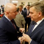 16.12.2019. Kielce. Wigilia u wojewody świętokrzyskiego. Na zdjęciu (od lewej): Rafał Nowak - wicewojewoda świętokrzyski i Andrzej Pruś - przewodniczący sejmiku województwa świętokrzyskiego / Piotr Kwaśniewski / Radio Kielce