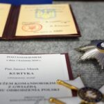 02.12.2019. Kielce. Wystawa „Otwórzmy drzwi do wolności. Janusz Kurtyka 1960 -2010” połączona z pokazem filmu dokumentalnego „Trwajcie” / Michał Kita / Radio Kielce