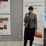 02.12.2019. Kielce. Wystawa „Otwórzmy drzwi do wolności. Janusz Kurtyka 1960 -2010” połączona z pokazem filmu dokumentalnego „Trwajcie”. Zuzanna Kurtyka - wdowa po Januszu Kurtyce / Michał Kita / Radio Kielce