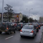 27.12.2019. Kielce. Olbrzymie korki przy galerii handlowej Korona / Piotr Kwaśniewski / Radio Kielce