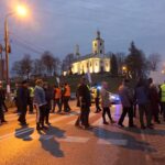 09.12.2019. Brzeziny. Mieszkańcy zablokowali drogę wojewódzką 763 / Wiktor Dziarmaga / Radio Kielce