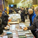 14.12.2019. Kielce. Giełda kolekcjonerska w Wojewódzkim Domu Kultury / Michał Kita / Radio Kielce