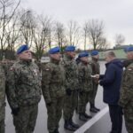 20.12.2019. Kielce. Obchody Dnia Pamięci Poległych na Misjach. Odznaczenia wręcza senator Jarosław Rusiecki / Michał Kita / Radio Kielce