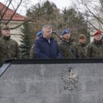 20.12.2019. Kielce. Obchody Dnia Pamięci Poległych na Misjach. Na zdjęciu (w środku): Jarosław Rusiecki - senator PiS / Michał Kita / Radio Kielce