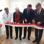 06.12.2019 Mirzec. Otwarcie wyremontowanego ośrodka zdrowia. Na zdjęciu (od lewej): Janusz Krupa - zastępca dyrektora ośrodka zdrowia w Mircu, poseł Krzysztof Lipiec, Jan Zawisza - przewodniczący rady gminy i Mirosław Seweryn - wójt gminy Mirzec / Anna Głąb / Radio Kielce