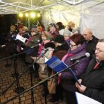 15.12.2019 Chęciny. Wspólne kolędowanie i świąteczny kiermasz / Jarosław Kubalski / Radio Kielce