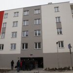 30.12.2019 Kielce. Nowe bloki KTBS przy ul. Zapolskiej. Przekazanie kluczy lokatorom / Jarosław Kubalski / Radio Kielce