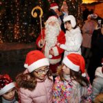 06.12.2019 Kielce. Świąteczna choinka rozbłysła na Rynku / Jarosław Kubalski / Radio Kielce