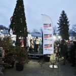 17.12.2019. Końskie. Radio Kielce rozdawało choinki dla słuchaczy / Jarosław Kubalski / Radio Kielce