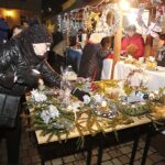 15.12.2019 Chęciny. Wspólne kolędowanie i świąteczny kiermasz / Jarosław Kubalski / Radio Kielce