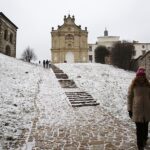 29.12.2019 Turyści na Świętym Krzyżu / Jarosław Kubalski / Radio Kielce