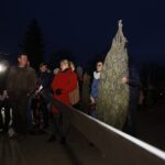 17.12.2019. Końskie. Radio Kielce rozdawało choinki dla słuchaczy / Jarosław Kubalski / Radio Kielce