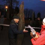 17.12.2019. Końskie. Radio Kielce rozdawało choinki dla słuchaczy / Jarosław Kubalski / Radio Kielce