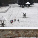 29.12.2019 Turyści na Świętym Krzyżu / Jarosław Kubalski / Radio Kielce