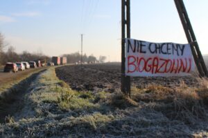 12.12.2019. Sielec Biskupi. Protest mieszkańców przeciw budowie biogazowni / Marta Gajda / Radio Kielce