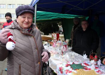 13.12.2019 Kazimierza Wielka. Bożonarodzeniowy kiermasz / Marta Gajda / Radio Kielce