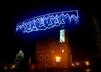 01.12.2019 Sandomierz. Dekoracje świąteczne / Grażyna Szlęzak-Wójcik / Radio Kielce