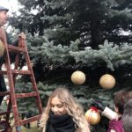 15.12.2019. Staszów. Ubieranie choinki na Rynku / Grażyna-Szlęzak-Wójcik / Radio Kielce