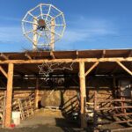 18.12.2019 Sandomierz. Budowa żywej szopki / Grażyna Szlęzak-Wójcik / Radio Kielce