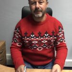 Andrzej Piaseczny przyłączył się do akcji „Choinka pod choinkę” / Radio Kielce