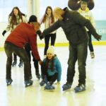 26.12.2019 Kielce. Kryte lodowisko na Stadionie. Łyżwiarze / Jarosław Kubalski / Radio Kielce