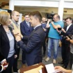 29.05.2019 Kielce. WBP. 110 - lecie biblioteki. Medale "Zasłużony dla kultury" otrzymali Aneta Strzępka, Anna Wójcik, Mariusz Stec i Paweł Surowiec / Jarosław Kubalski / Radio Kielce