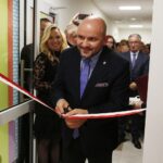 01.12.2019 Cedzyna. Nowy żłobek. Uroczyste otwarcie. Członek zarządu województwa Mariusz Gosek / Jarosław Kubalski / Radio Kielce