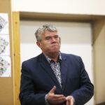 02.12.2019 Radkowice. Spotkanie dotyczące budowy obwodnicy miejscowości. Mieczysław Gębski - radny Sejmiku Województwa Świętokrzyskiego / Jarosław Kubalski / Radio Kielce