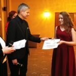 03.12.2019 Kielce. Best Western Grand Hotel. Stypendia programu Grand 2019/2020. Stypendium dla Julity Emilii Niedzielskiej (z prawej) wręczają Jolanta Turalska - prezes Stowarzyszenia Świętokrzyski Fundusz Lokalny, Piotr Dwurnik - Best Western Grand Hotel i Katarzyna Szymczyk - wicedyrektor Zespołu Państwowych Szkół Muzycznych im. Ludomira Różyckiego w Kielcach  / Jarosław Kubalski / Radio Kielce