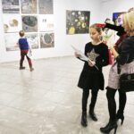 05.12.2019 Kielce. Wernisaż wystawy prac Oliwii Hildebrandt "Czasoprzestrzeń kamieni" w galerii Związku Polskich Artystów Plastyków Okręgu Kieleckiego / Jarosław Kubalski / Radio Kielce