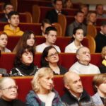 14.12.2019 Kielce. Wyższe Seminarium Duchowne. Wystawa poświęcona aktorowi Edwardowi Kusztalowi i premiera spektaklu "Rewizor" w wykonaniu aktorów WSD / Jarosław Kubalski / Radio Kielce