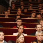 14.12.2019 Kielce. Wyższe Seminarium Duchowne. Wystawa poświęcona aktorowi Edwardowi Kusztalowi i premiera spektaklu "Rewizor" w wykonaniu aktorów WSD / Jarosław Kubalski / Radio Kielce