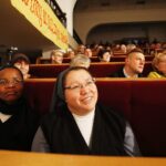 14.12.2019 Kielce. Wyższe Seminarium Duchowne. Wystawa poświęcona aktorowi Edwardowi Kusztalowi i premiera spektaklu "Rewizor" w wykonaniu aktorów WSD / Jarosław Kubalski / Radio Kielce