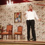 14.12.2019 Kielce. Wyższe Seminarium Duchowne. Wystawa poświęcona aktorowi Edwardowi Kusztalowi i premiera spektaklu "Rewizor" w wykonaniu aktorów WSD / Jarosław Kubalski / Radio Kielce