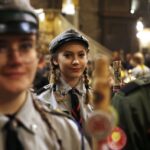 15.12.2019 Kielce. Katedra. Betlejemskie Światło Pokoju / Jarosław Kubalski / Radio Kielce