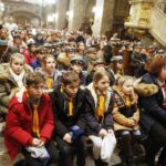 15.12.2019 Kielce. Katedra. Betlejemskie Światło Pokoju / Jarosław Kubalski / Radio Kielce