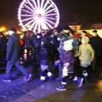 15.12.2019 Kielce. Betlejemskie Światło Pokoju. Harcerze i zuchy przeszli z nim z katedry na Rynek / Jarosław Kubalski / Radio Kielce