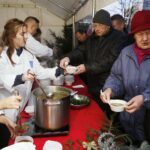 20.12.2019 Kielce. Ogród Radia Kielce. Choinki dla słuchaczy / Jarosław Kubalski / Radio Kielce