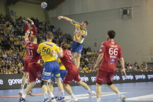 Mecz PGE VIVE Kielce - Telekom Veszprem / Marzena Mąkosa / Radio Kielce