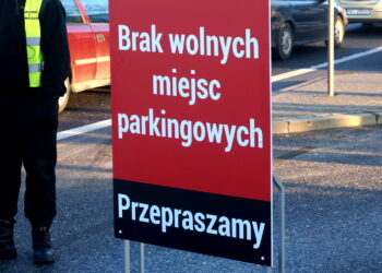 Korki przy Galerii Echo / Marcin Różyc / Radio Kielce