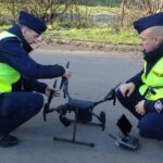 11.12.2019. Opatów. Policja patroluje skrzyżowania i przejścia dla pieszych za pomocą drona / Emilia Sitarska / Radio Kielce